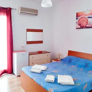 Flamingo بيت ضيافة